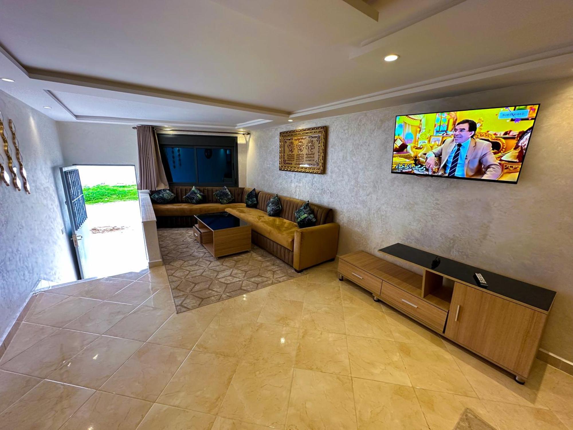 Luxury Of Mesnana - Stay With Low Budget Tangeri Esterno foto